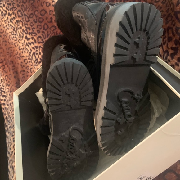 COACH BLACK PATENT LEATHER BOOT, Size 10 Excellent Condition. - Picture 9 of 10